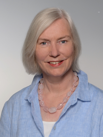 Porträt von Dr. Andrea Weinmann